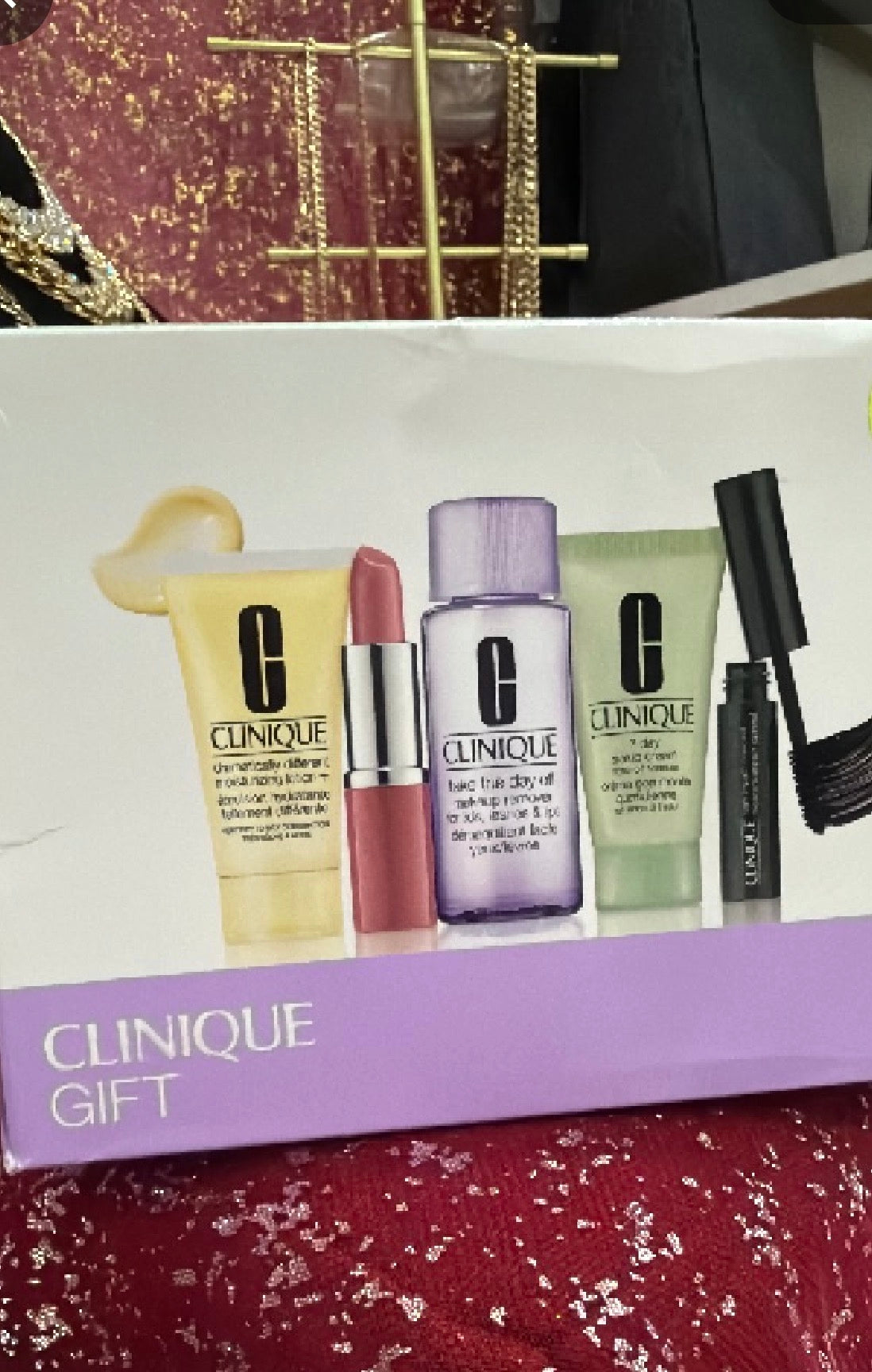 Clinique 5-Piece Deluxe Sample Gift Set with skincare and makeup