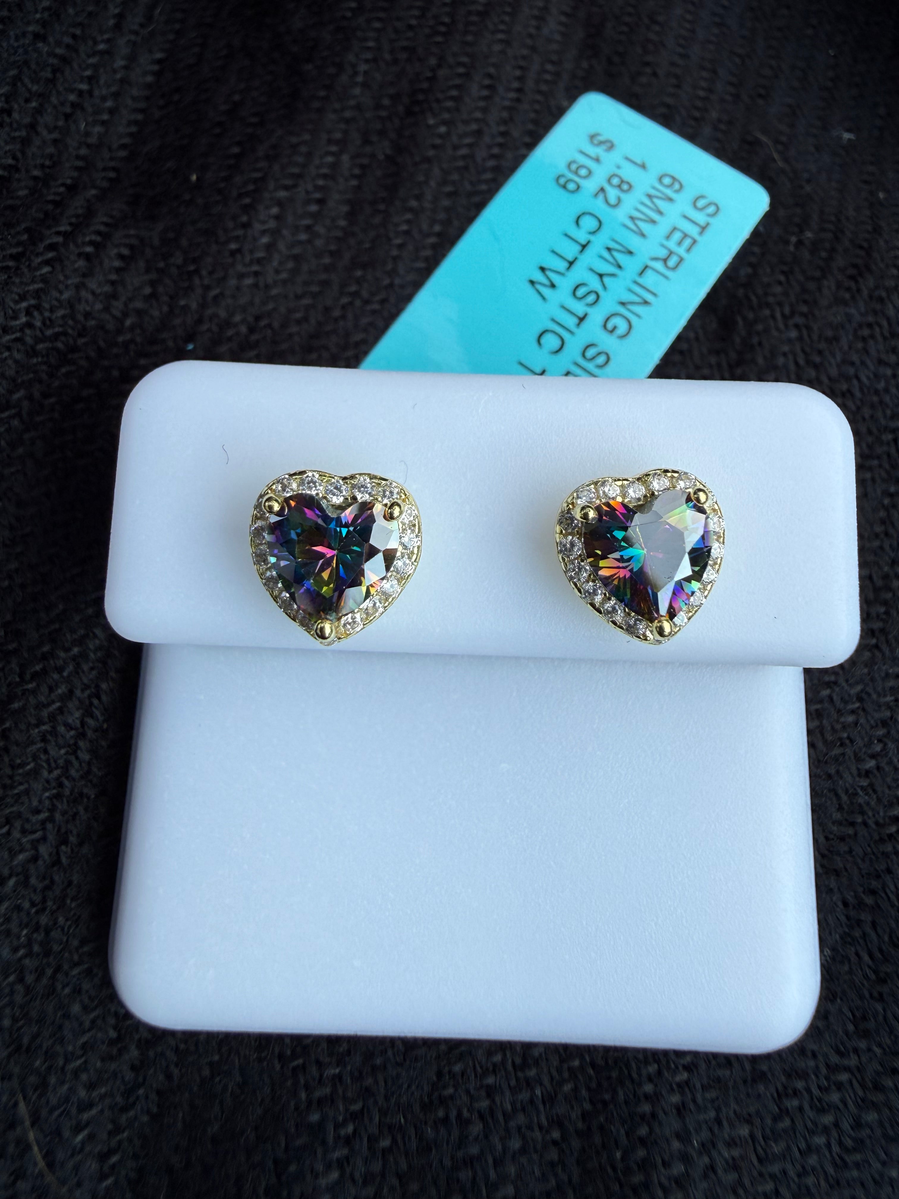 Sterling silver 6mm Mística Topaz 1.82 CTTW Mystic Topaz 1.82 CTTE. heart-shaped stud earrings with iridescent crystal.